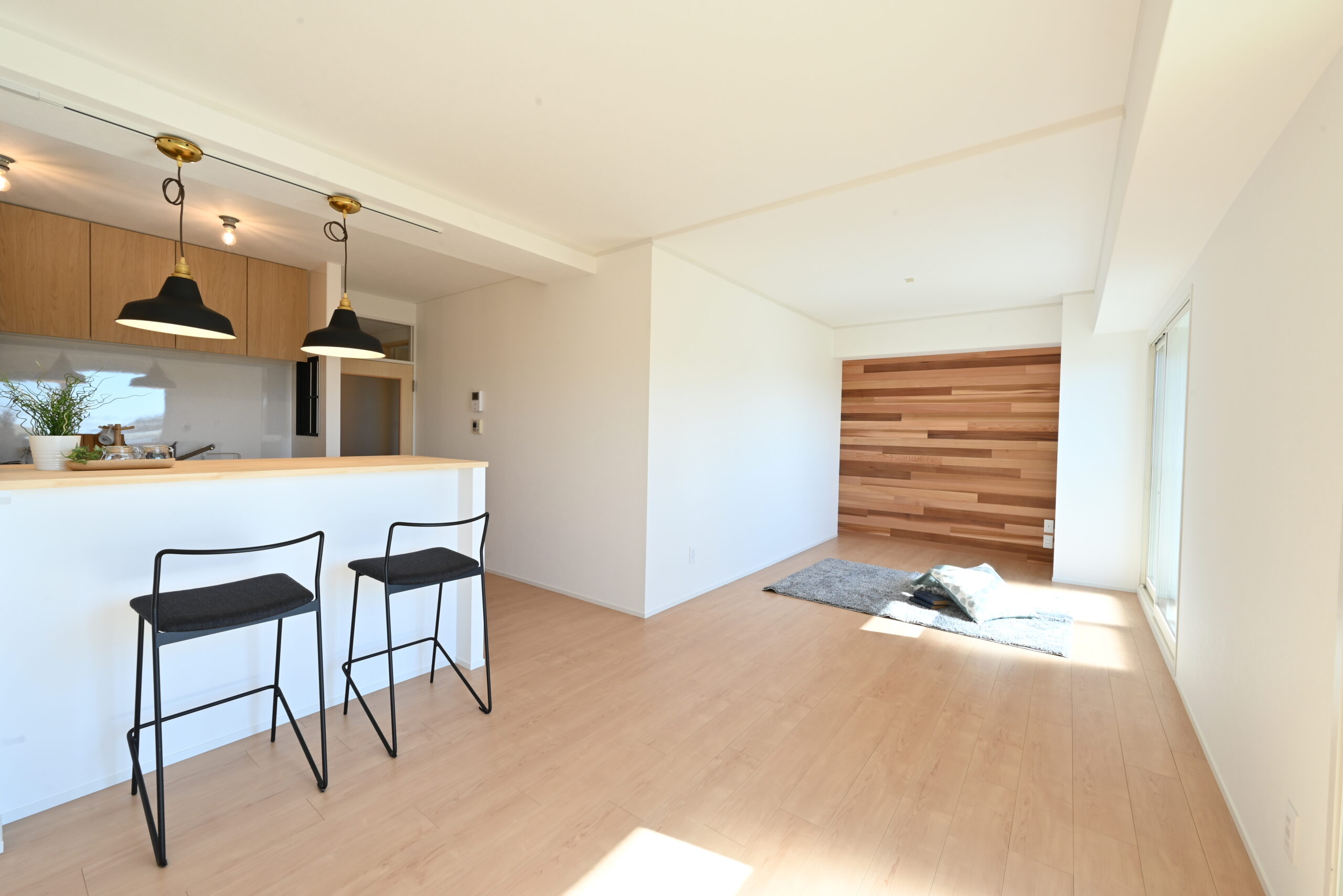 No.38 光と木の温もりに包まれる、開放的な住まい – K-LIVING Renovation│川堀工務店
